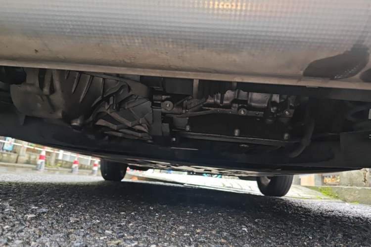 Used smart fortwo 2015 1.0L 52 kW hardtop Dynamic version Chassis Rear