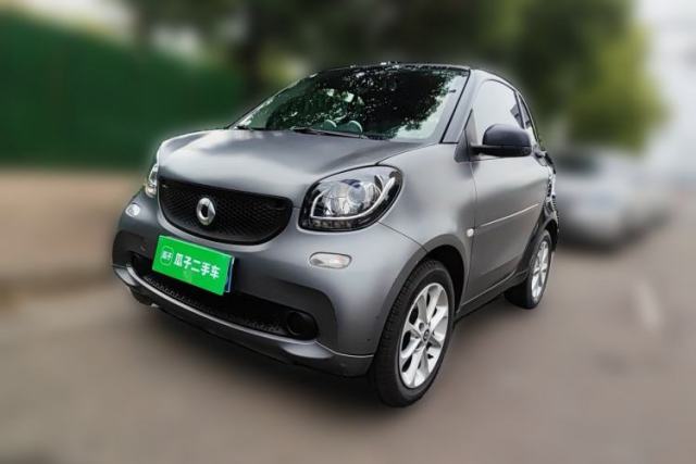 Used smart fortwo 2015 1.0L 52 kW hardtop Dynamic version