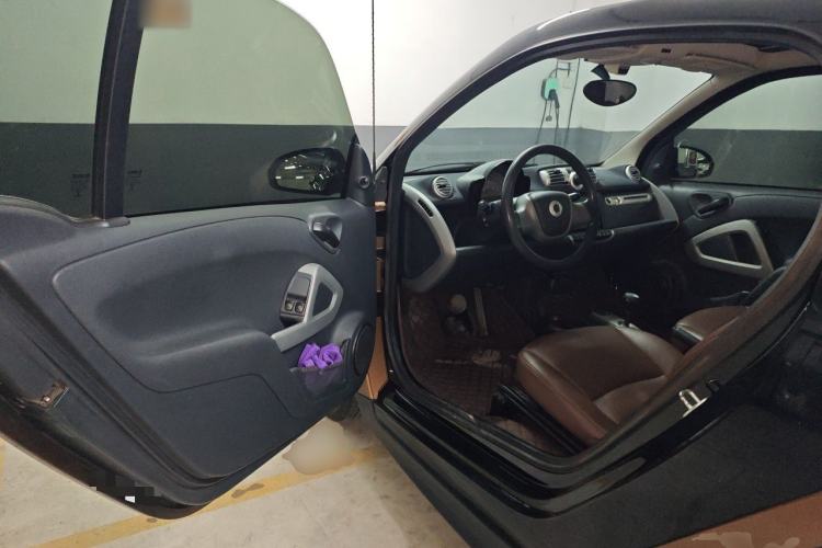 Used smart fortwo 2015 1.0 MHD New Year Special Edition Driver Seat