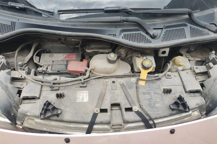 Used smart fortwo 2015 1.0L 52 kW Hardtop Passion Edition Engine Bay