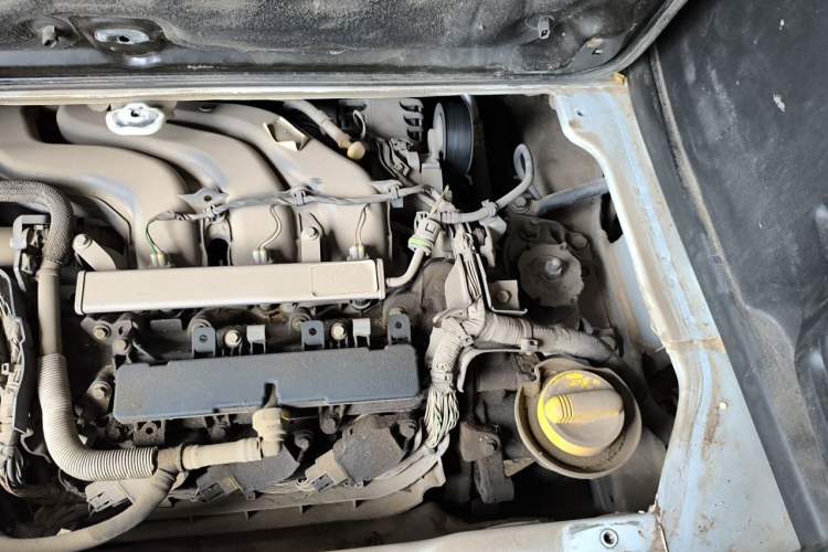 Used smart fortwo 2015 1.0L 52 kW Hardtop Passion Edition Engine Bay Left
