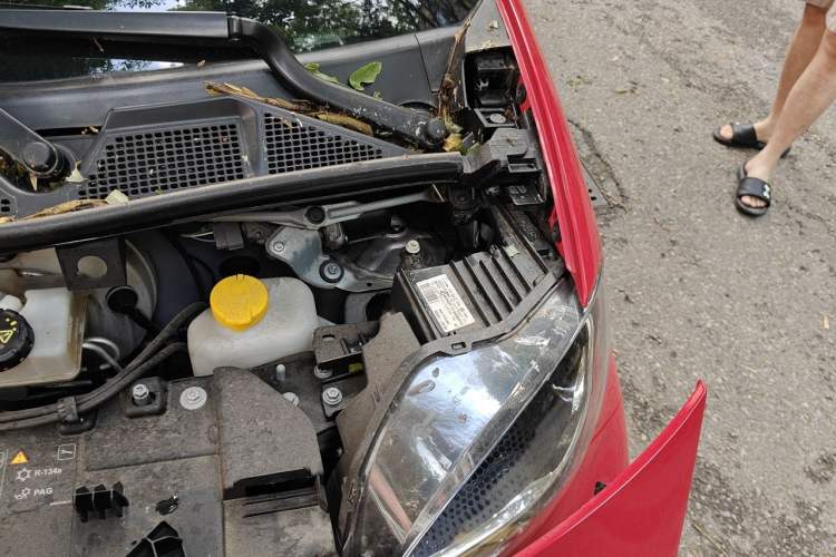 Used smart fortwo 2015 1.0L 52 kW Hardtop Passion Edition Engine Bay Left