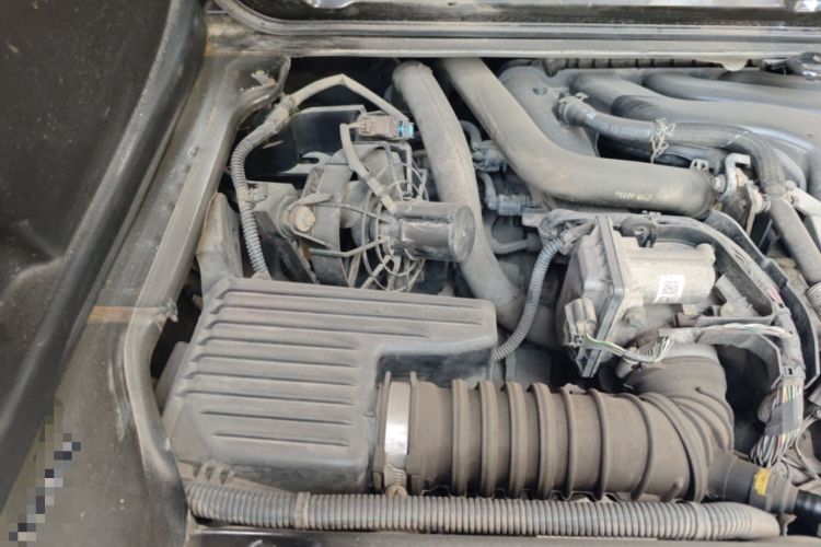 Used smart fortwo 2015 1.0L 52 kW Hardtop Passion Edition Engine Bay Right
