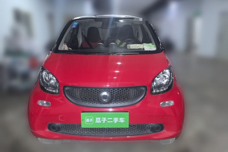 Used smart fortwo 2015 1.0L 52 kW hardtop Dynamic version Front