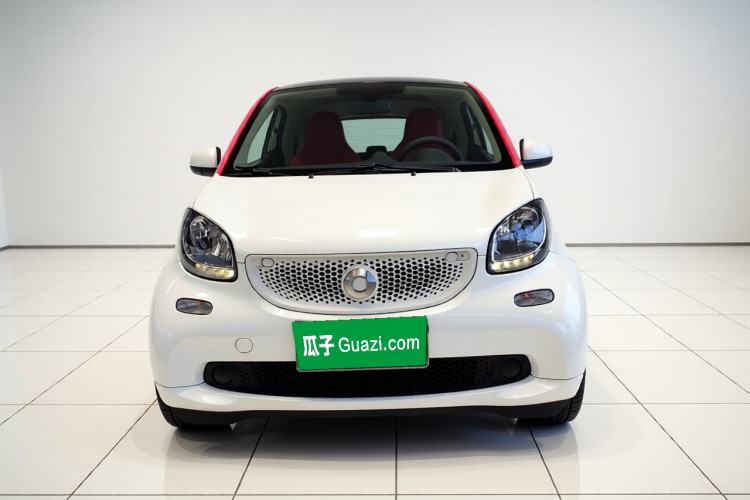 Used smart fortwo 2015 1.0L 52 kW Hardtop Passion Edition Front