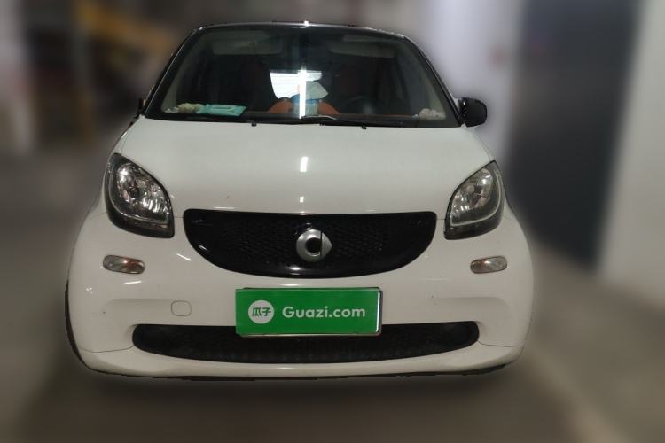 Used smart fortwo 2015 1.0L 52 kW Hardtop Passion Edition Front