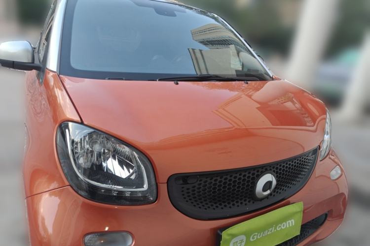 Used smart fortwo 2015 1.0L 52 kW Hardtop Passion Edition Front