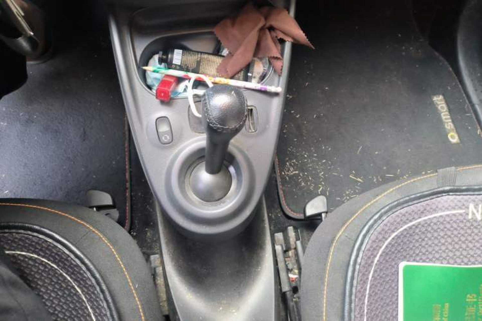Used smart fortwo 2015 1.0L 52 kW Hardtop Passion Edition Gear Lever