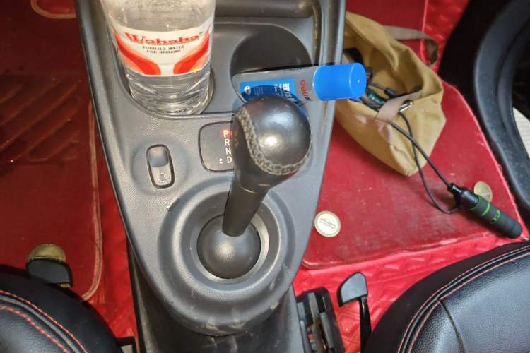 Used smart fortwo 2015 1.0L 52 kW hardtop Dynamic version Gear Lever