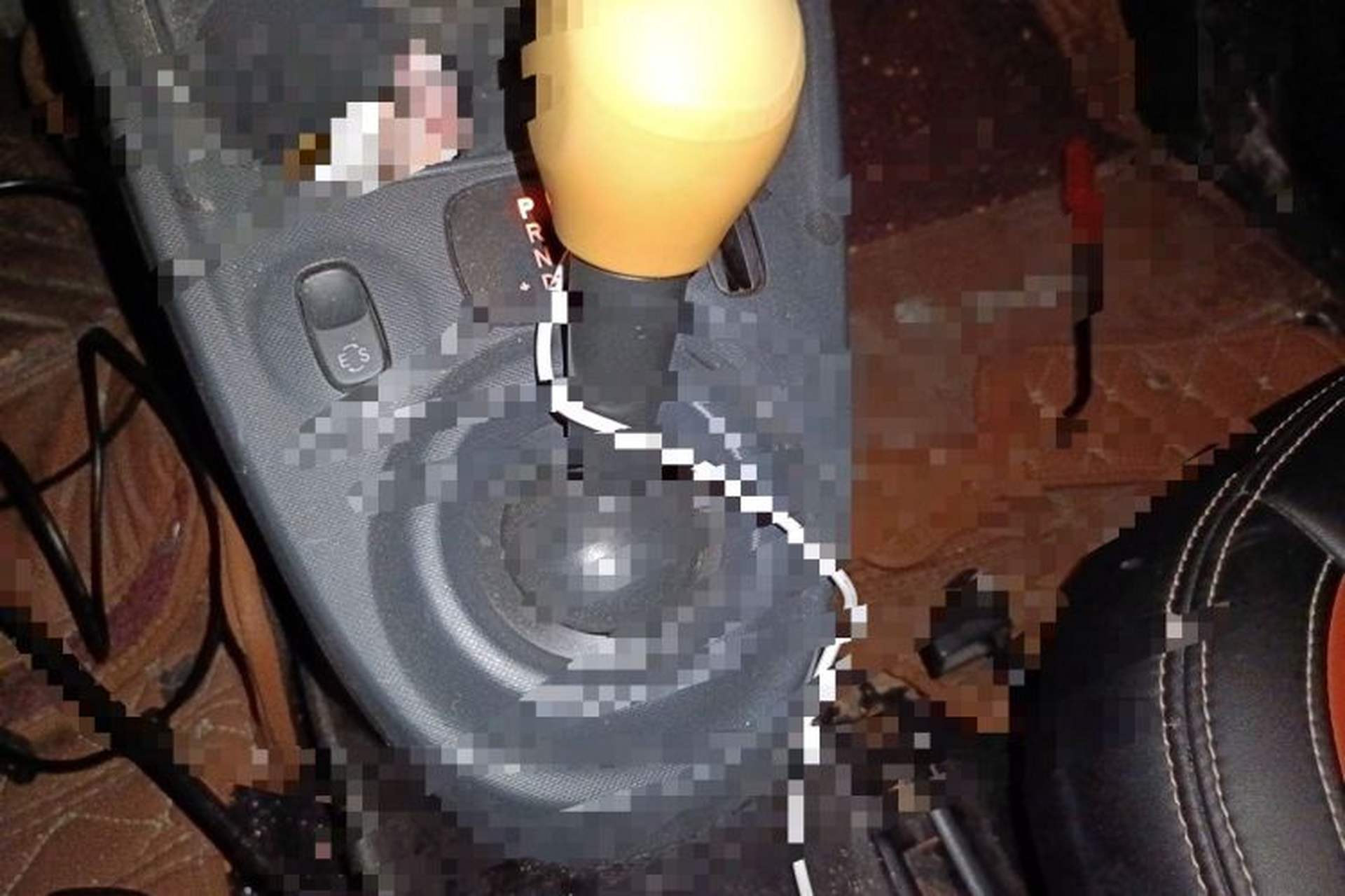 Used smart fortwo 2015 1.0L 52 kW Hardtop Passion Edition Gear Lever