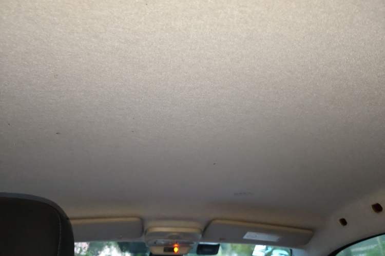 Used smart fortwo 2015 1.0L 52 kW hardtop Dynamic version Headliner