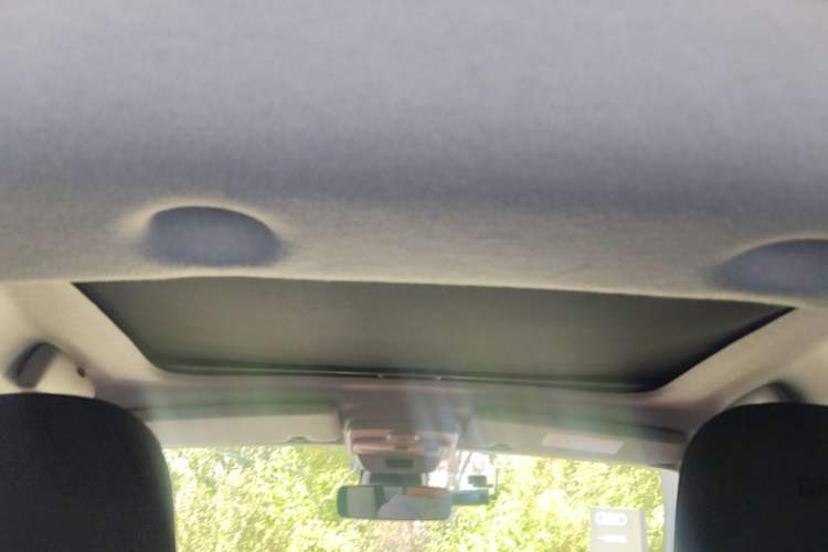 Used smart fortwo 2015 1.0L 52 kW Hardtop Passion Edition Headliner