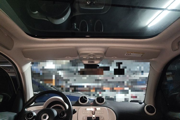 Used smart fortwo 2015 1.0L 52 kW Hardtop Passion Edition Headliner