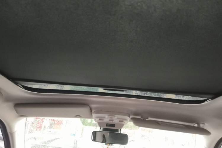Used smart fortwo 2015 1.0L 52 kW Hardtop Passion Edition Headliner