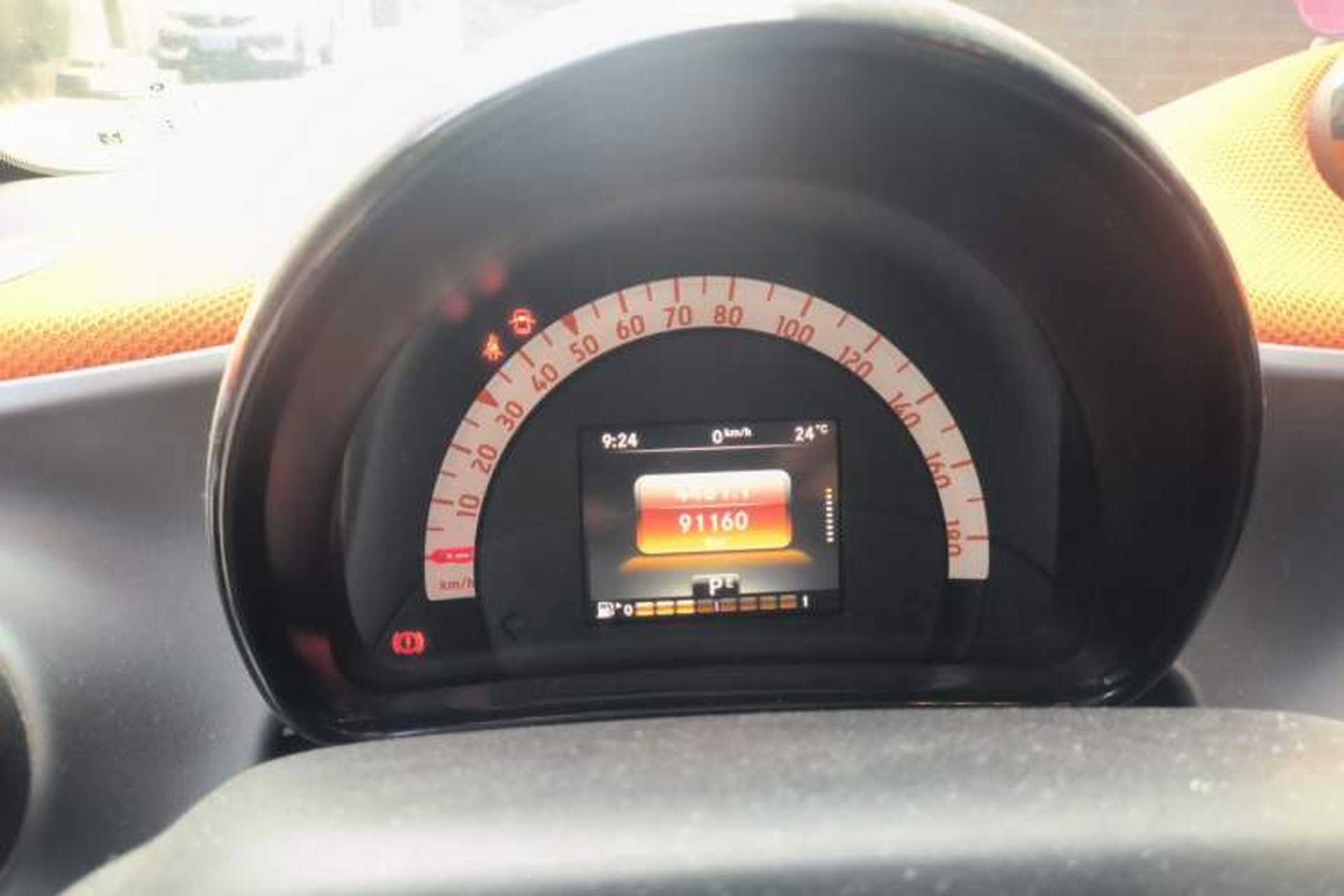 Used smart fortwo 2015 1.0L 52 kW Hardtop Passion Edition Instrument Cluster