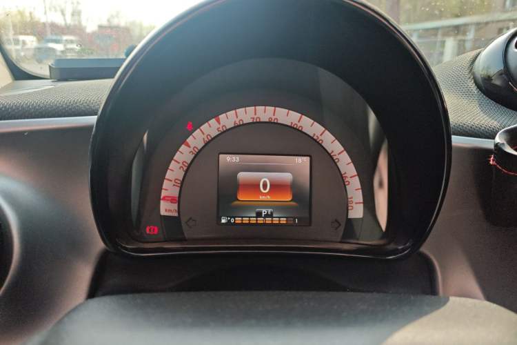 Used smart fortwo 2015 1.0L 52 kW Hardtop Passion Edition Instrument Cluster