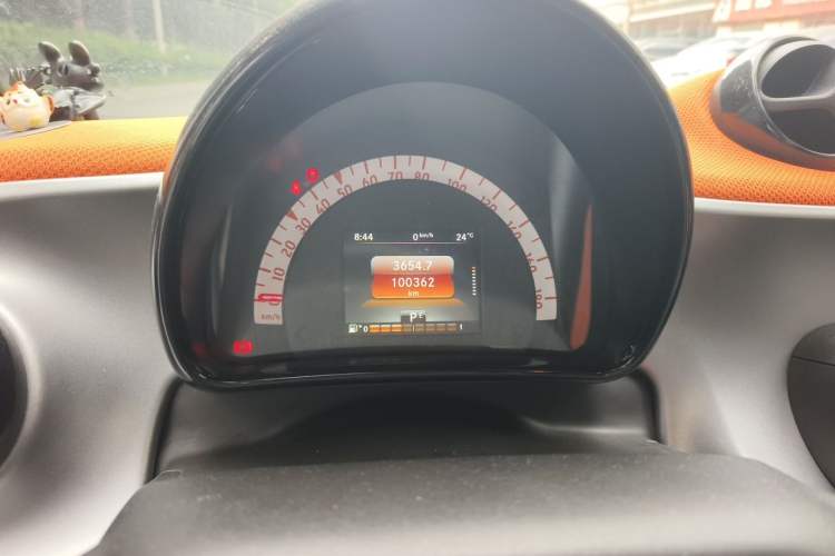 Used smart fortwo 2015 1.0L 52 kW Hardtop Passion Edition Instrument Cluster