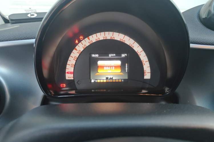 Used smart fortwo 2015 1.0L 52 kW Hardtop Passion Edition Instrument Cluster