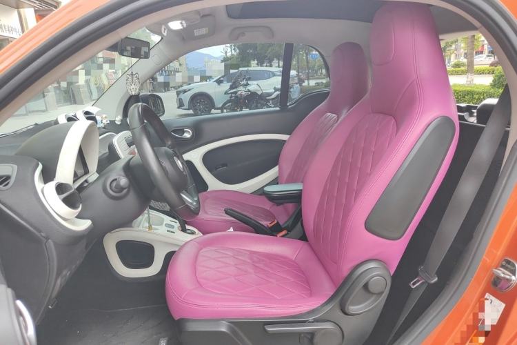 Used smart fortwo 2015 1.0L 52 kW Hardtop Passion Edition Left Front Seat