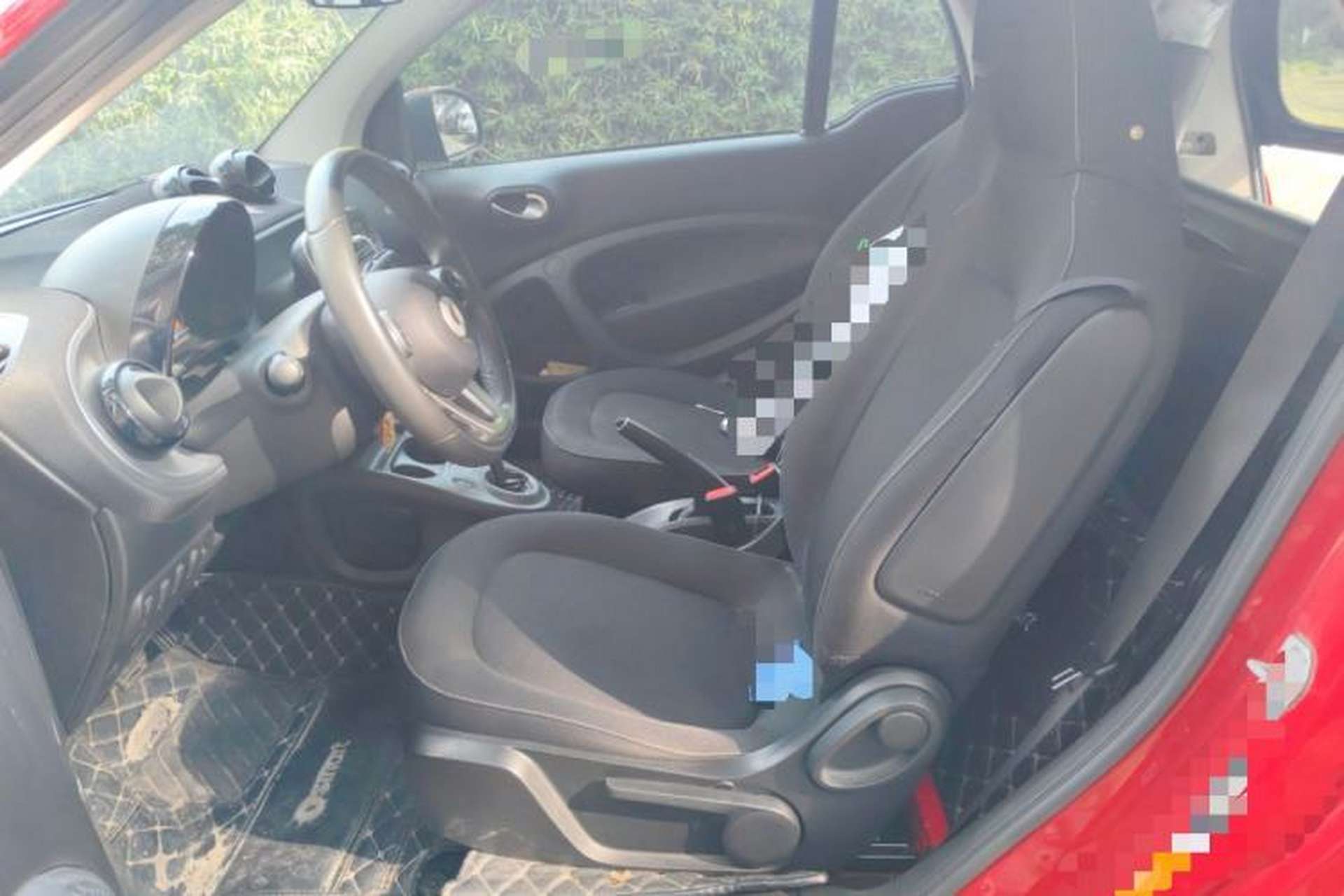 Used smart fortwo 2015 1.0L 52 kW Hardtop Passion Edition Left Front Seat