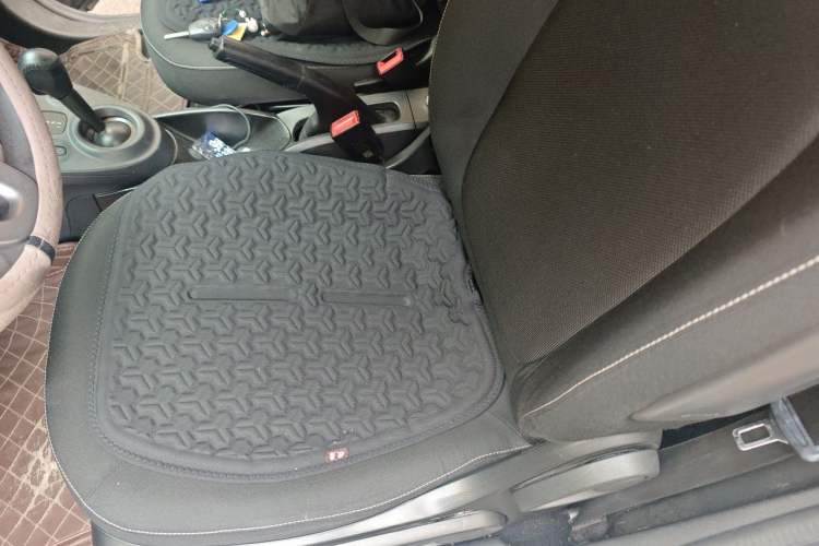 Used smart fortwo 2015 1.0L 52 kW Hardtop Passion Edition Left Rear Seat