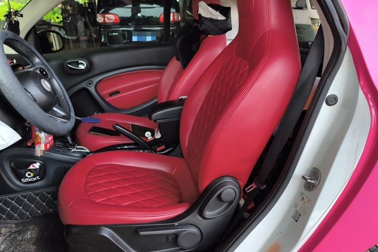 Used smart fortwo 2015 1.0L 52 kW Hardtop Passion Edition Left Rear Seat