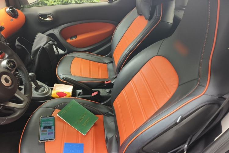Used smart fortwo 2015 1.0L 52 kW Hardtop Passion Edition Left Rear Seat