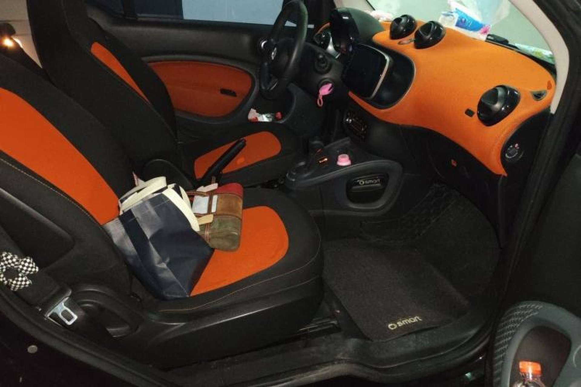 Used smart fortwo 2015 1.0L 52 kW Hardtop Passion Edition Left Rear Seat