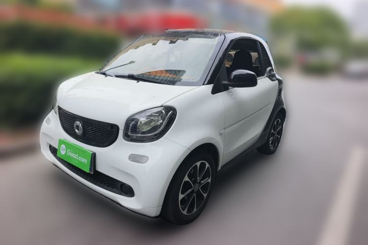 Used smart fortwo 2015 1.0L 52 kW Hardtop Passion Edition Guazi used car, China used car export, Used car for sale, Used cars, Cheapest cars for sale