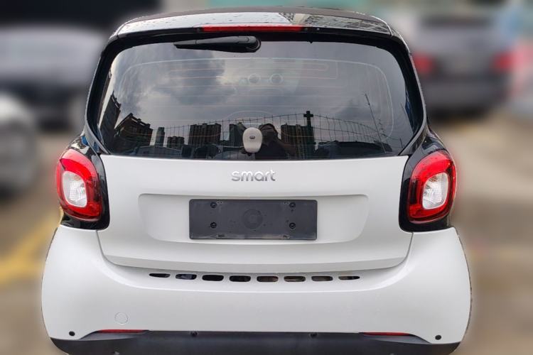 Used smart fortwo 2015 1.0L 52 kW hardtop Dynamic version Rear