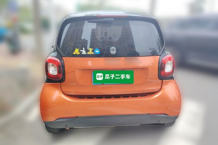 Used smart fortwo 2015 1.0L 52 kW hardtop Dynamic version Rear