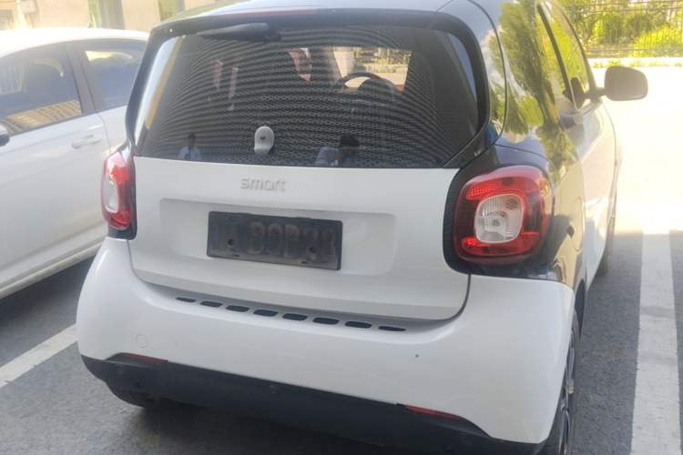 Used smart fortwo 2015 1.0L 52 kW Hardtop Passion Edition Rear