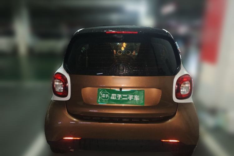 Used smart fortwo 2015 1.0L 52 kW hardtop Dynamic version Rear