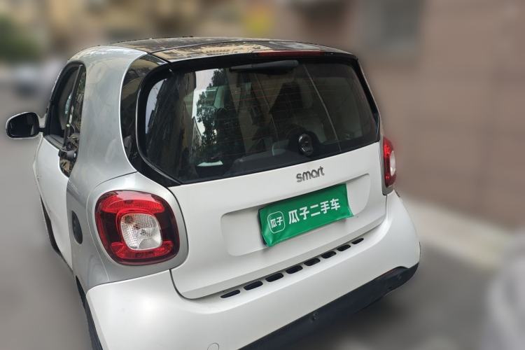 Used smart fortwo 2015 1.0L 52 kW Hardtop Passion Edition Rear Left 45 Deg