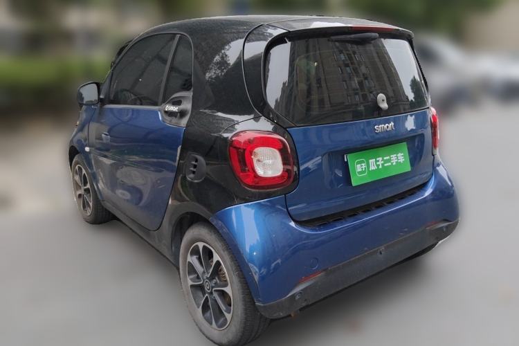 Used smart fortwo 2015 1.0L 52 kW Hardtop Passion Edition Rear Left 45 Deg