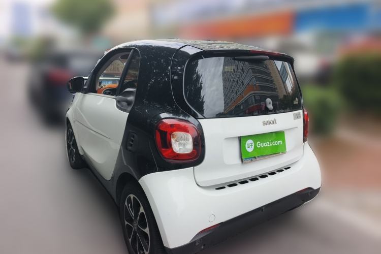 Used smart fortwo 2015 1.0L 52 kW Hardtop Passion Edition Rear Left 45 Deg
