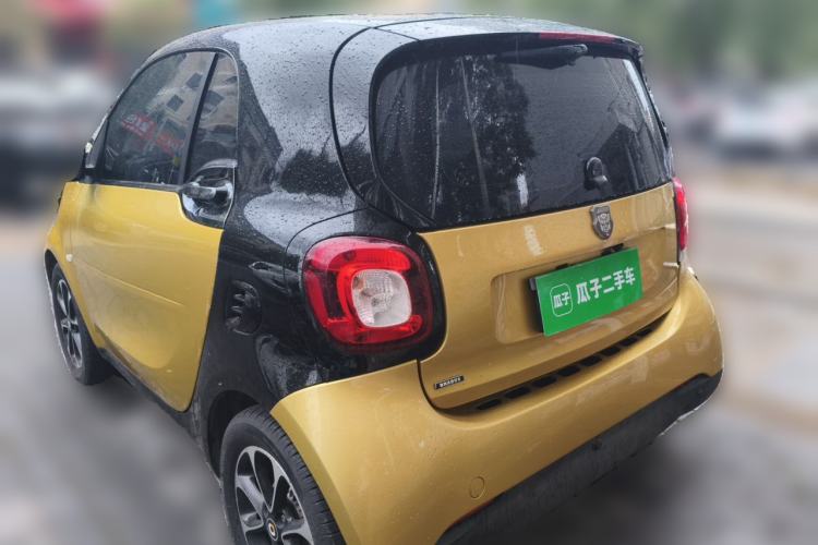 Used smart fortwo 2015 1.0L 52 kW Hardtop Passion Edition Rear Left 45 Deg