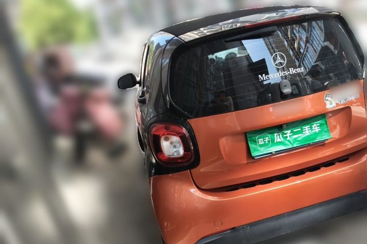 Used smart fortwo 2015 1.0L 52 kW hardtop Dynamic version Rear Left 45 Deg