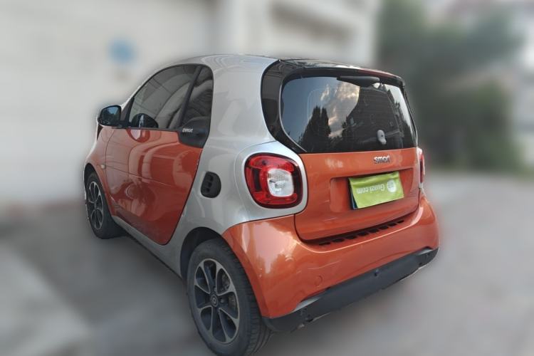 Used smart fortwo 2015 1.0L 52 kW Hardtop Passion Edition Rear Left 45 Deg