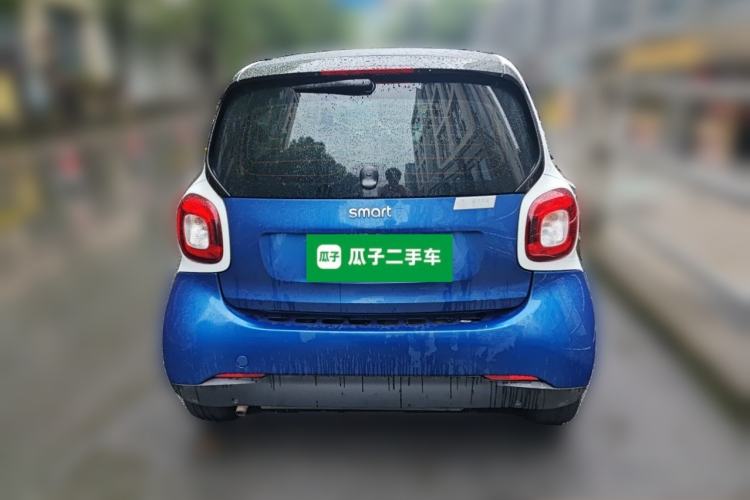 Used smart fortwo 2015 1.0L 52 kW hardtop Dynamic version Rear