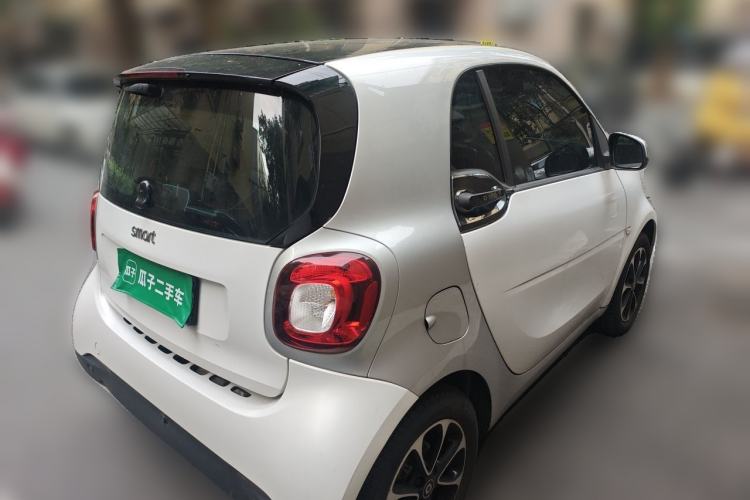 Used smart fortwo 2015 1.0L 52 kW Hardtop Passion Edition Rear Right 45 Deg
