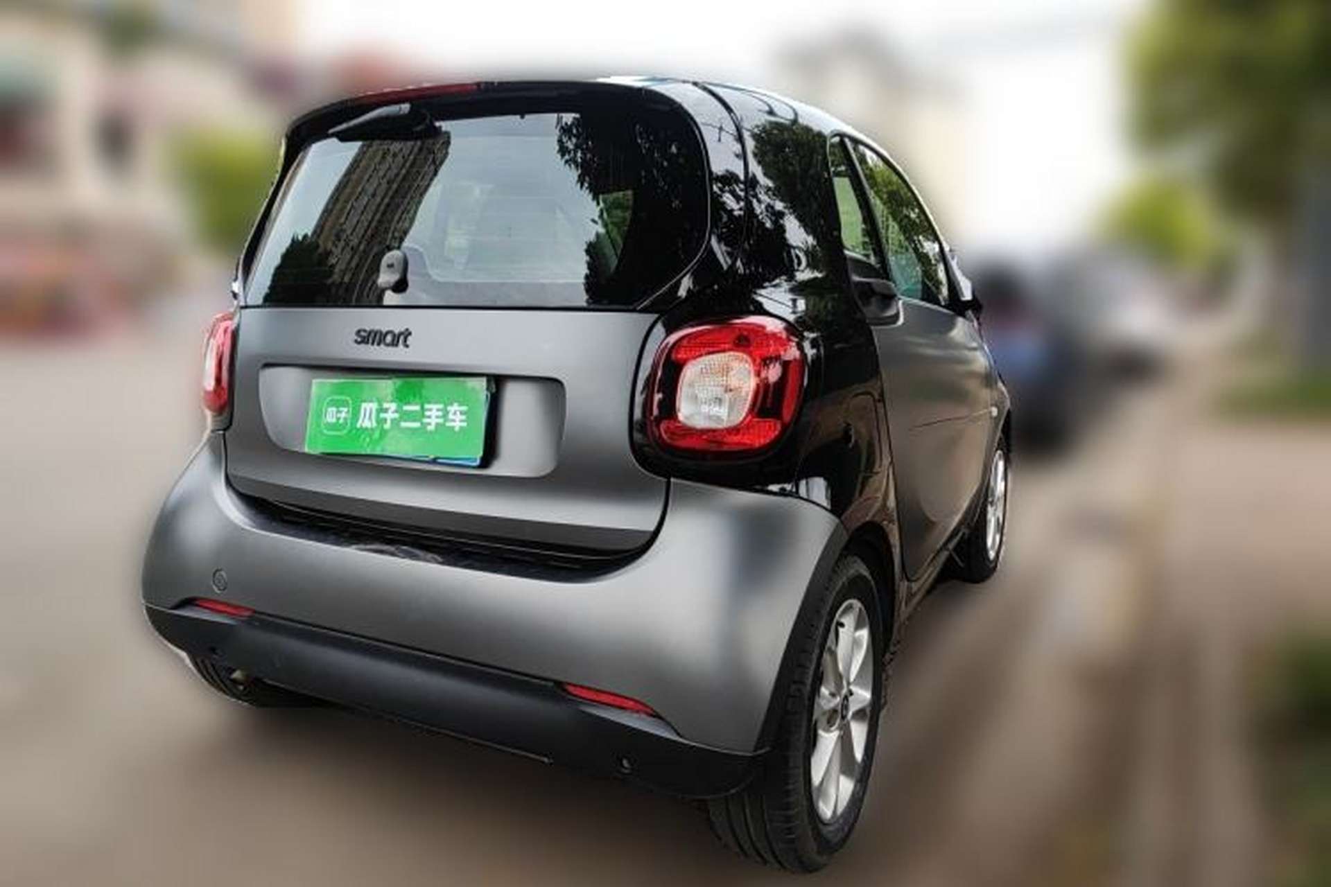 Used smart fortwo 2015 1.0L 52 kW hardtop Dynamic version Rear Right 45 Deg
