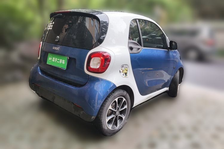 Used smart fortwo 2015 1.0L 52 kW Hardtop Passion Edition Rear Right 45 Deg