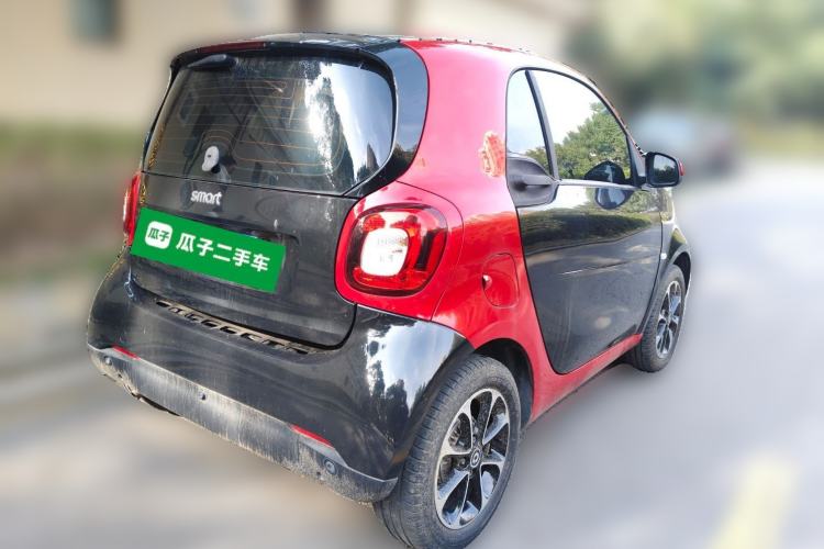 Used smart fortwo 2015 1.0L 52 kW Hardtop Passion Edition Rear Right 45 Deg