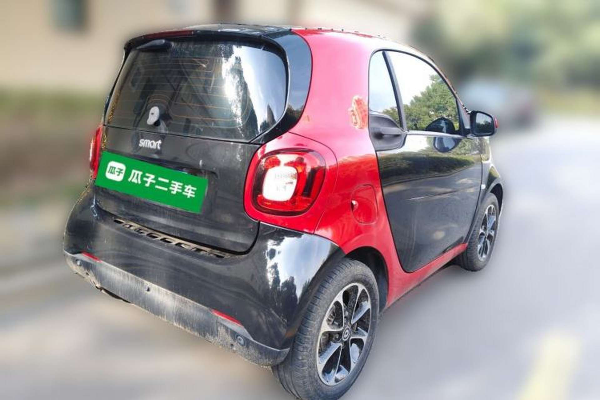 Used smart fortwo 2015 1.0L 52 kW Hardtop Passion Edition Rear Right 45 Deg
