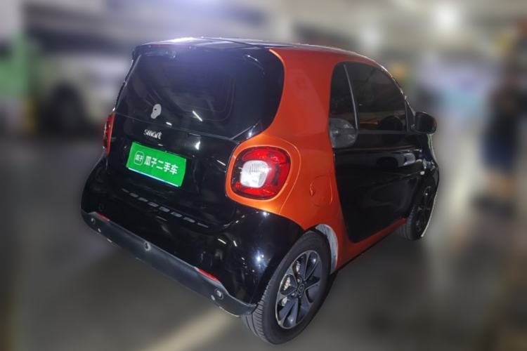 Used smart fortwo 2015 1.0L 52 kW Hardtop Passion Edition Rear Right 45 Deg