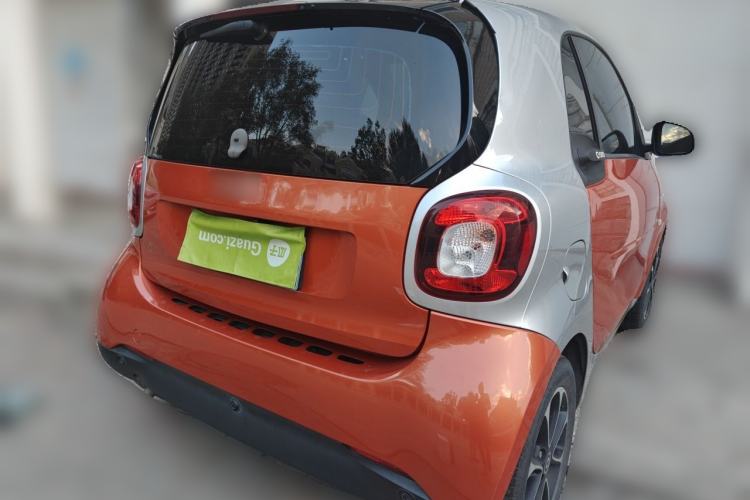 Used smart fortwo 2015 1.0L 52 kW Hardtop Passion Edition Rear Right 45 Deg