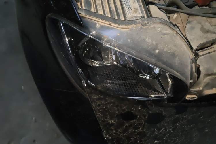 Used smart fortwo 2015 1.0L 52 kW hardtop Dynamic version Right Front Headlight