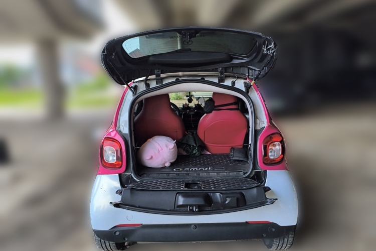 Used smart fortwo 2015 1.0L 52 kW Hardtop Passion Edition Trunk