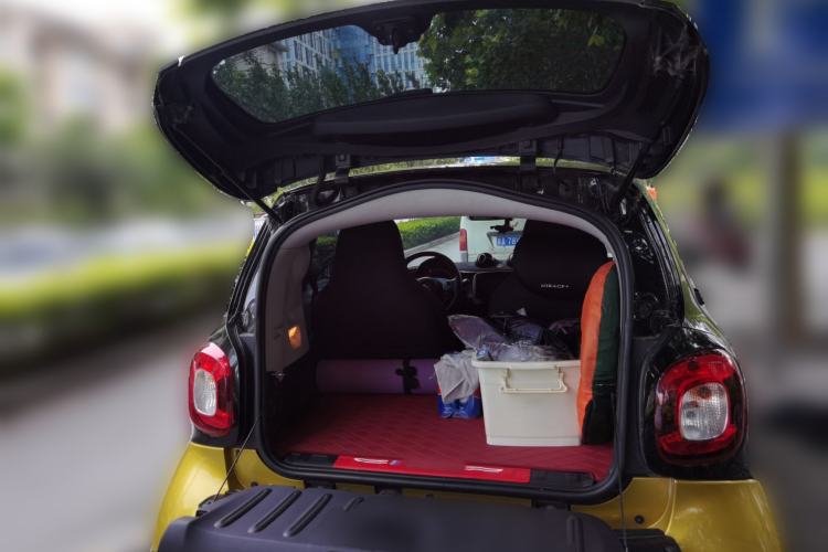 Used smart fortwo 2015 1.0L 52 kW Hardtop Passion Edition Trunk